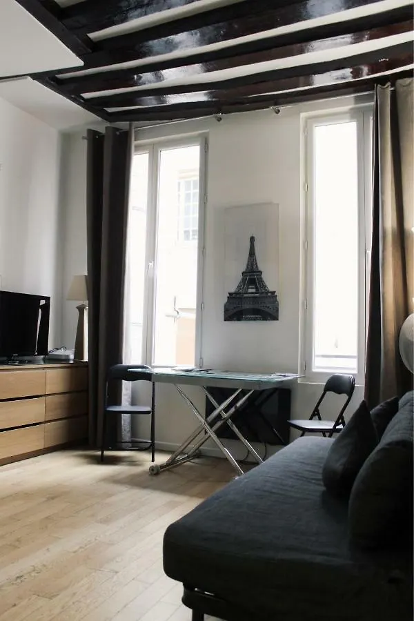 Apartment Montorgueil Charming Place Paris