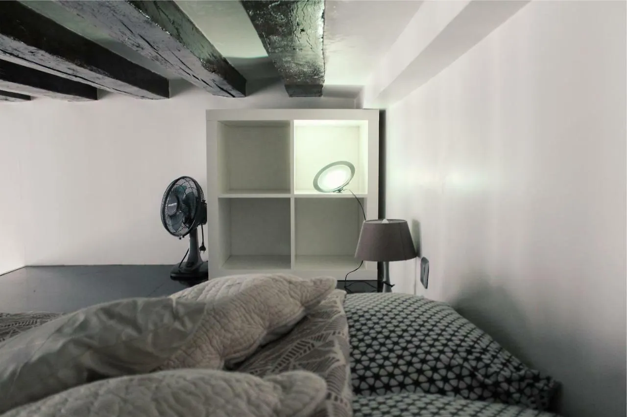 Apartment Montorgueil Charming Place Paris